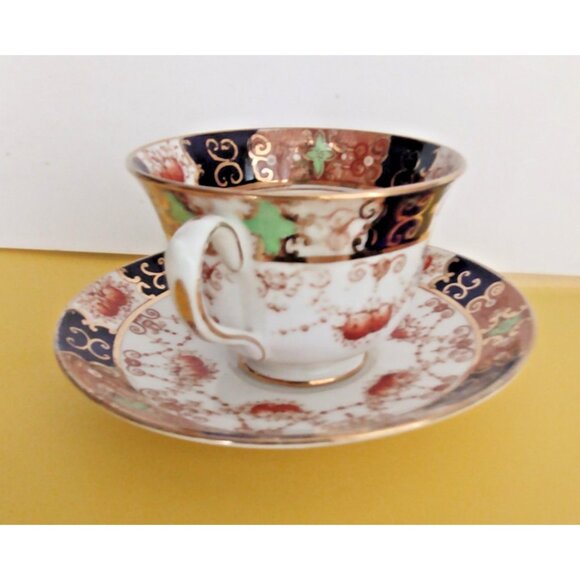 Antique Royal Albert Crown China Imari-style cup and saucer, 1920's - Picture 3 of 14